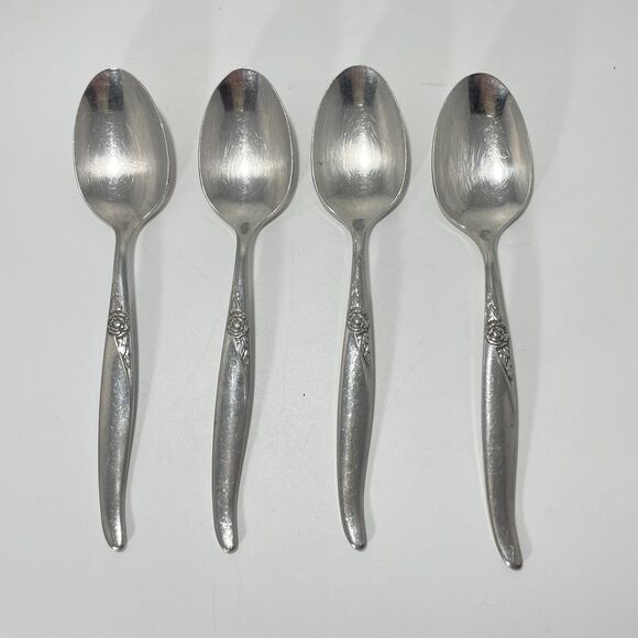 Lot of 4 Oneida Wm A Rogers Premier La Rose Stainless Teaspoon 6” Vtg - Picture 1 of 6